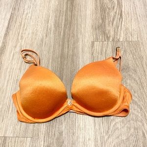Victoria’s Secret orange bra 34C